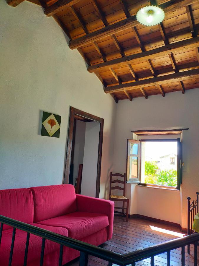 Domus De Jara - Casa Montis Apartment Baradili Екстериор снимка